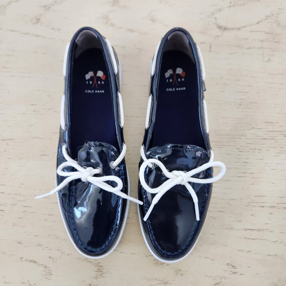 Cole Haan Women Nantucket Navy Blue Patent Leather Slip on Boat Shoes Size: 8 B